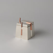 Load image into Gallery viewer, Wayne Guest - Caddy 3