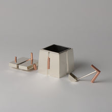 Load image into Gallery viewer, Wayne Guest - Caddy 3