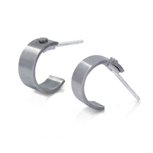 Load image into Gallery viewer, David Parker - Titanium earrings
