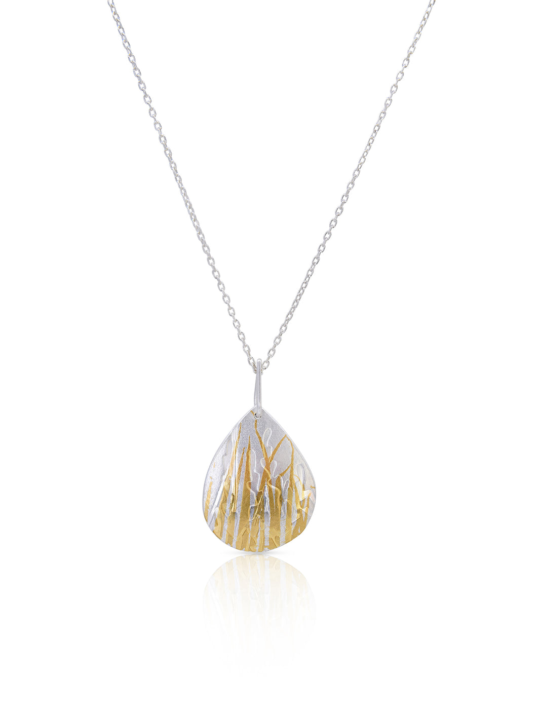 Robyn Wells – grasses teardrop pendant